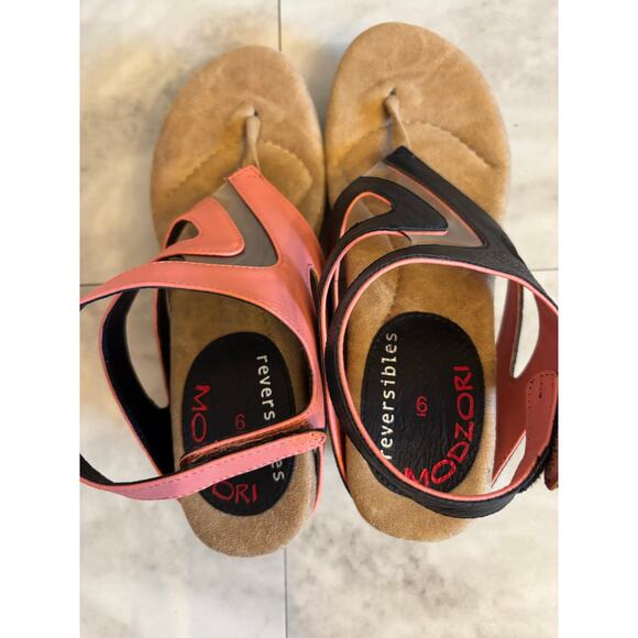 Modzori Zoey Women's Mid Wedge Reversible Sandal Coral Black Size 6 - Picture 5 of 6